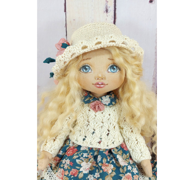 OOAK Handmade Cloth Doll  | nilasdolls.com